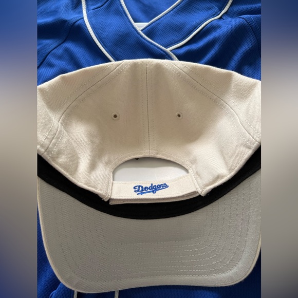 Bedazzled Dodgers Hat - Picture 2 of 4